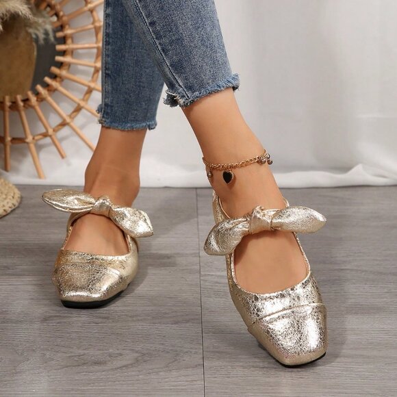 Gold Vintage Women's Low Heeled Shoes with Soft Leather Square Toe & Bow - Picture 5 of 5